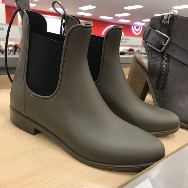 This fashion bloggers stalks Target for the best shoe picks.
