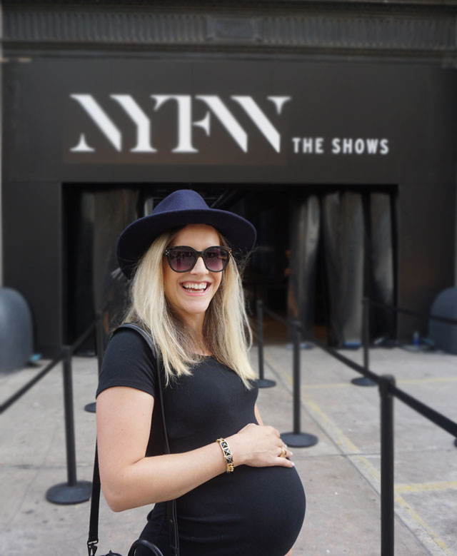All black streetstyle outfit at New York Fashion Week
