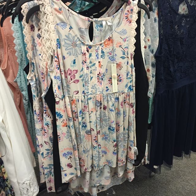 LC Lauren Conrad for Kohl's spring styles are so cute