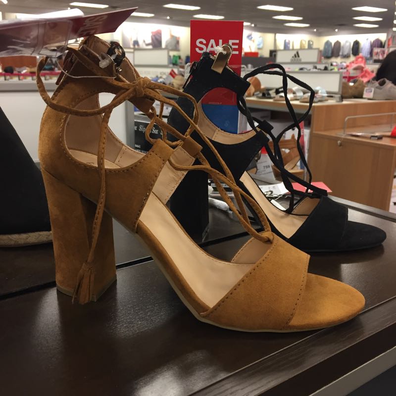 Kohl's has the cutest shoes for spring.