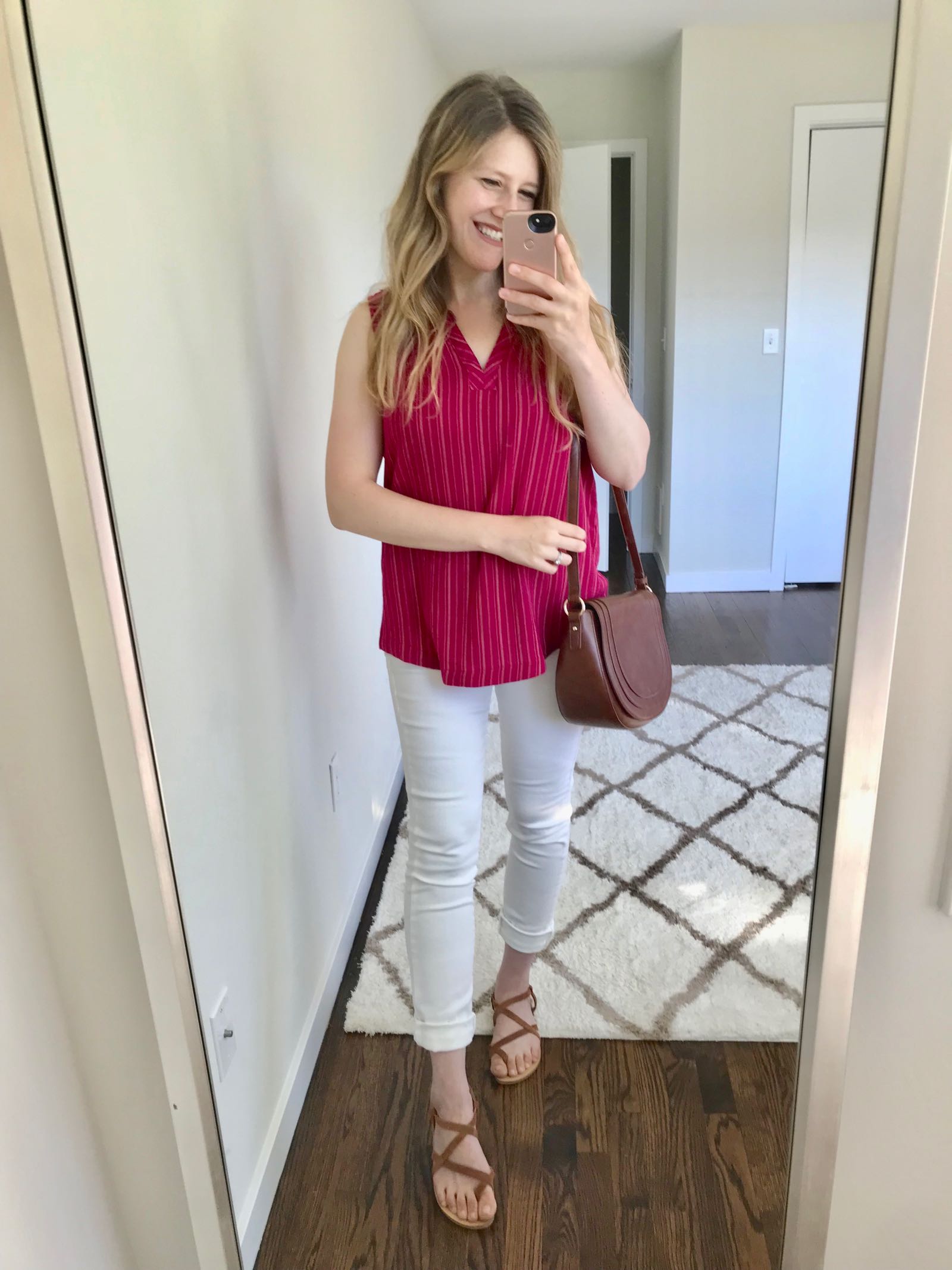 Kohl's summer higlights include this pretty pint top under $15 and white jeans under $20!