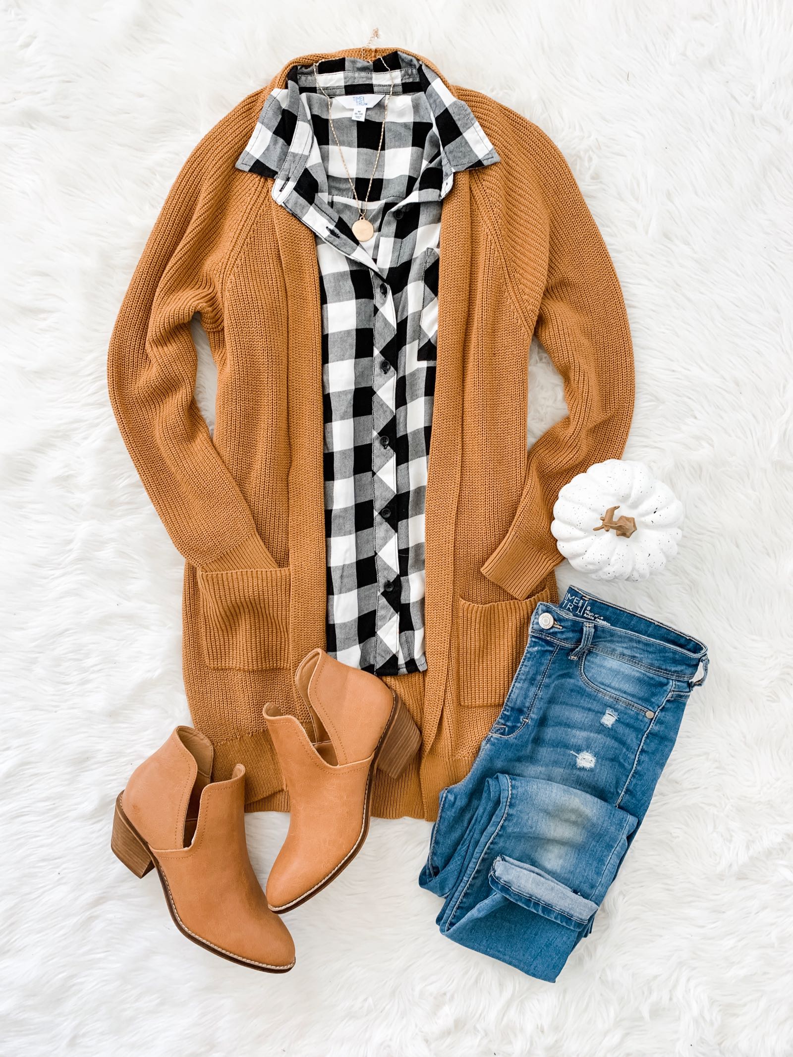 Fall outfit idea with camel cardigan and buffalo check plaid