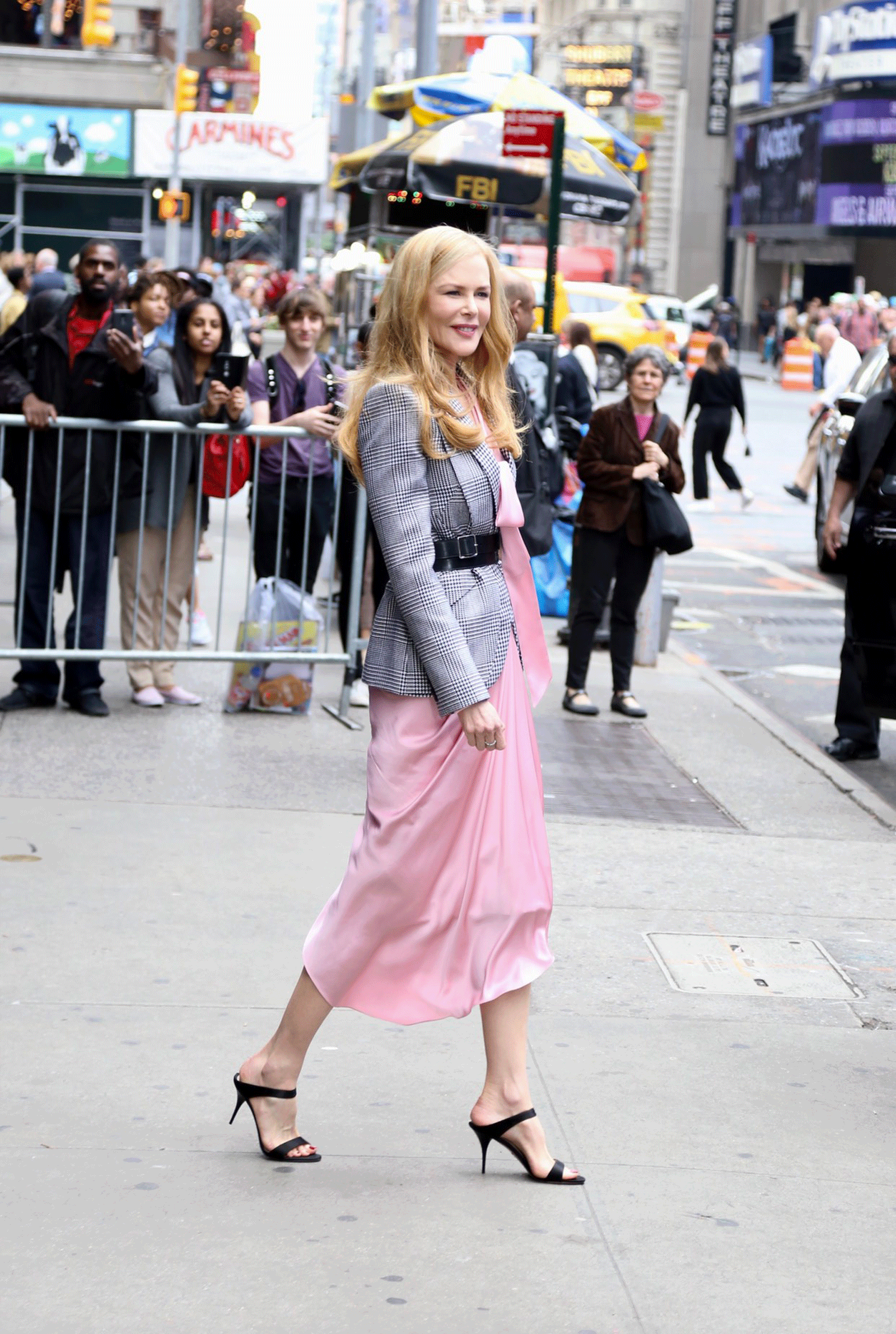 Nicole Kidman Pink Ruffle Dress